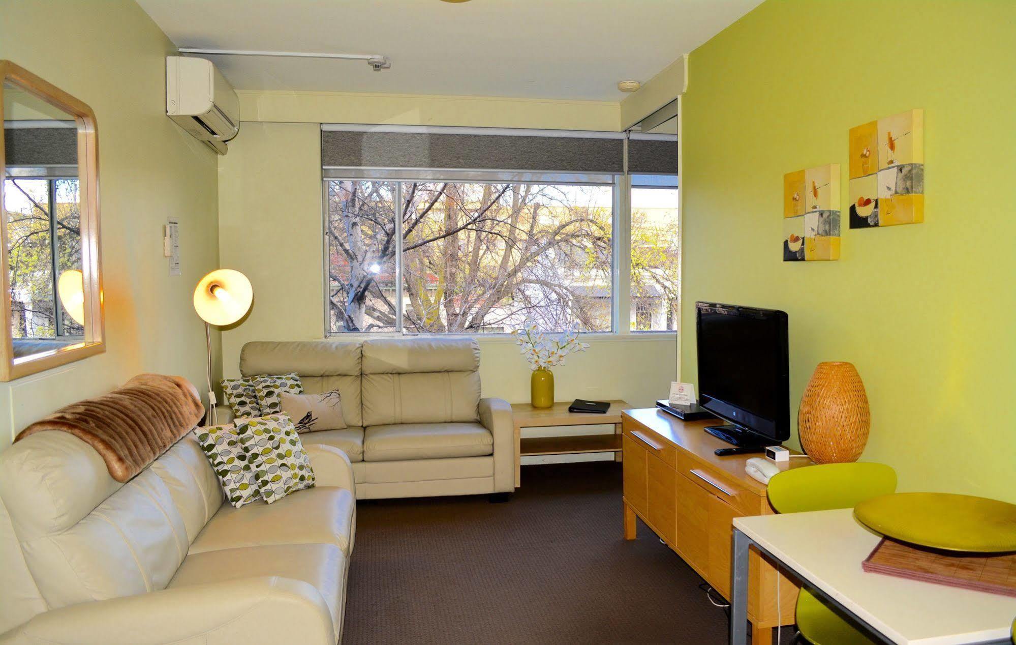 Birches Serviced Apartments Melbourne Eksteriør billede