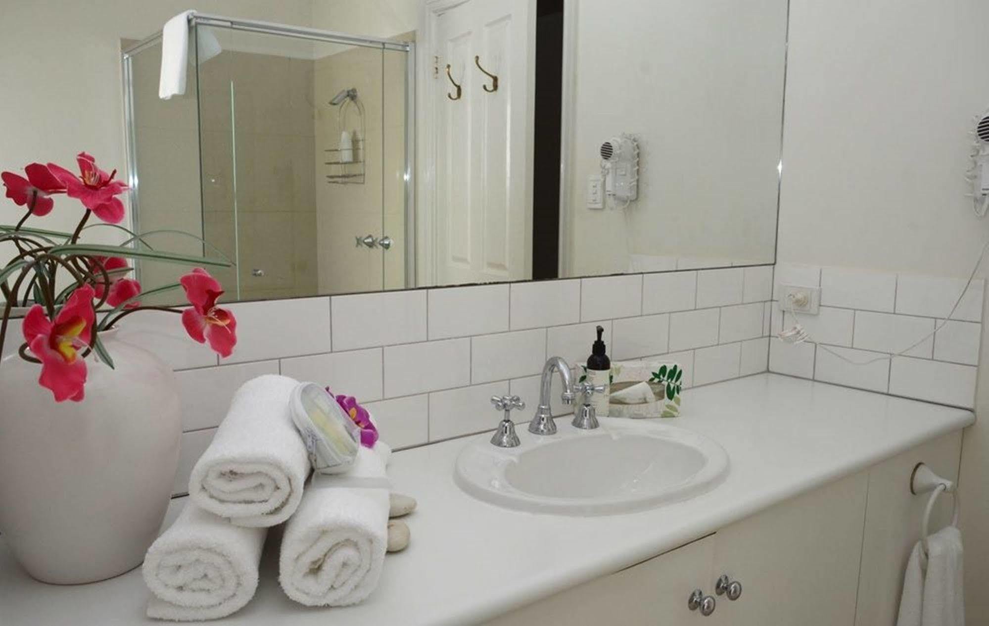 Birches Serviced Apartments Melbourne Eksteriør billede