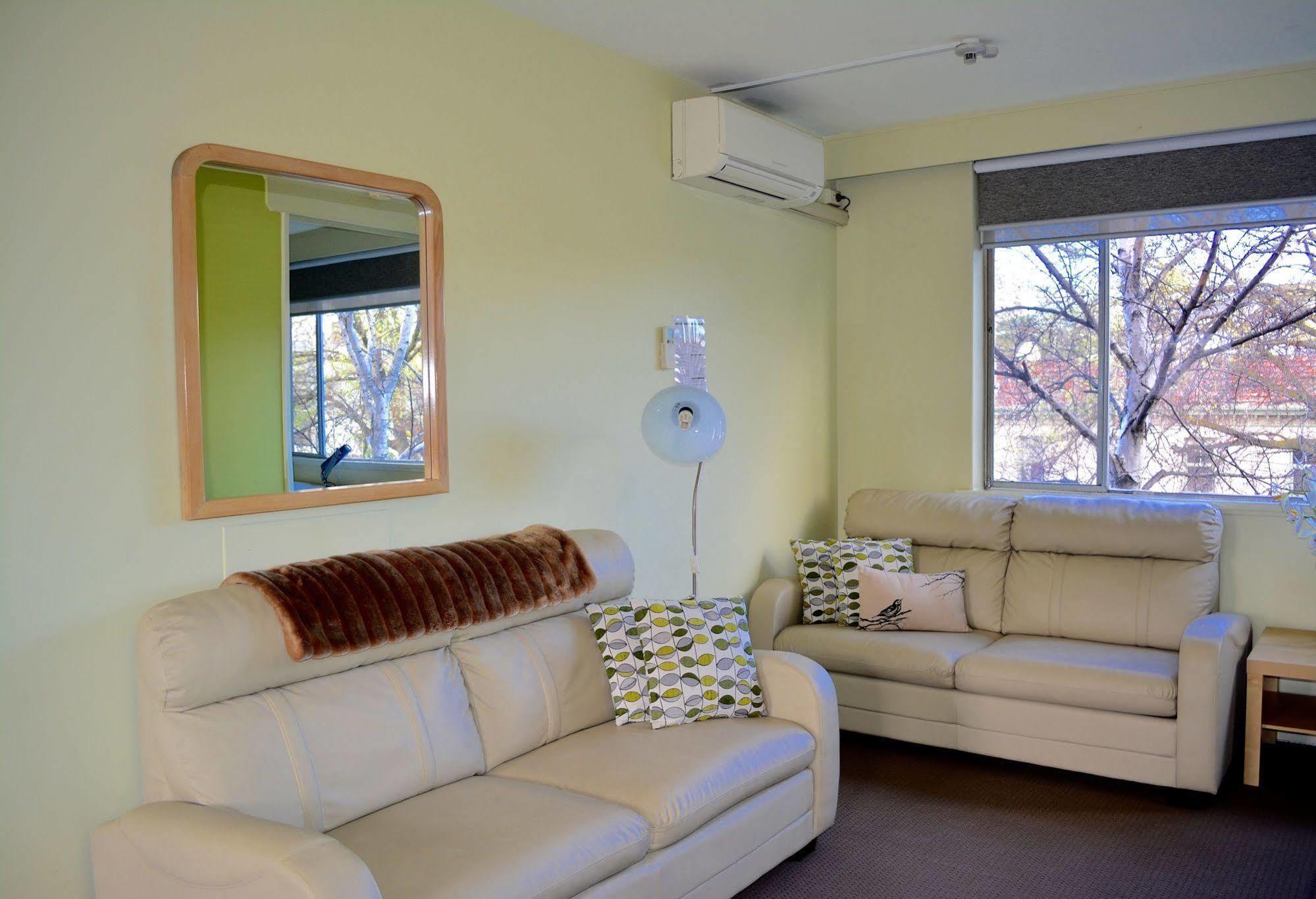 Birches Serviced Apartments Melbourne Eksteriør billede
