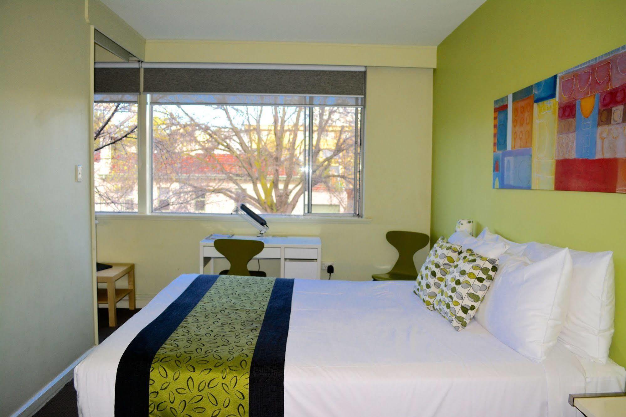 Birches Serviced Apartments Melbourne Eksteriør billede