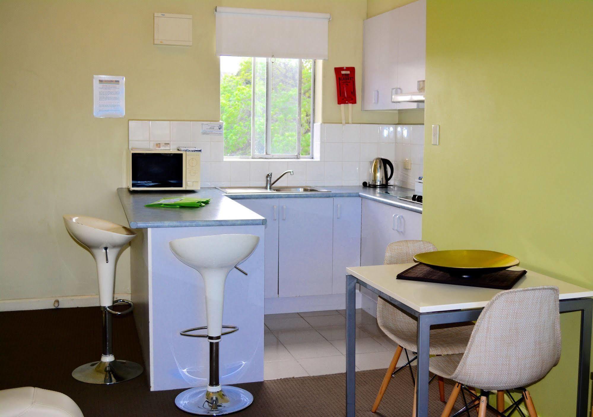 Birches Serviced Apartments Melbourne Eksteriør billede
