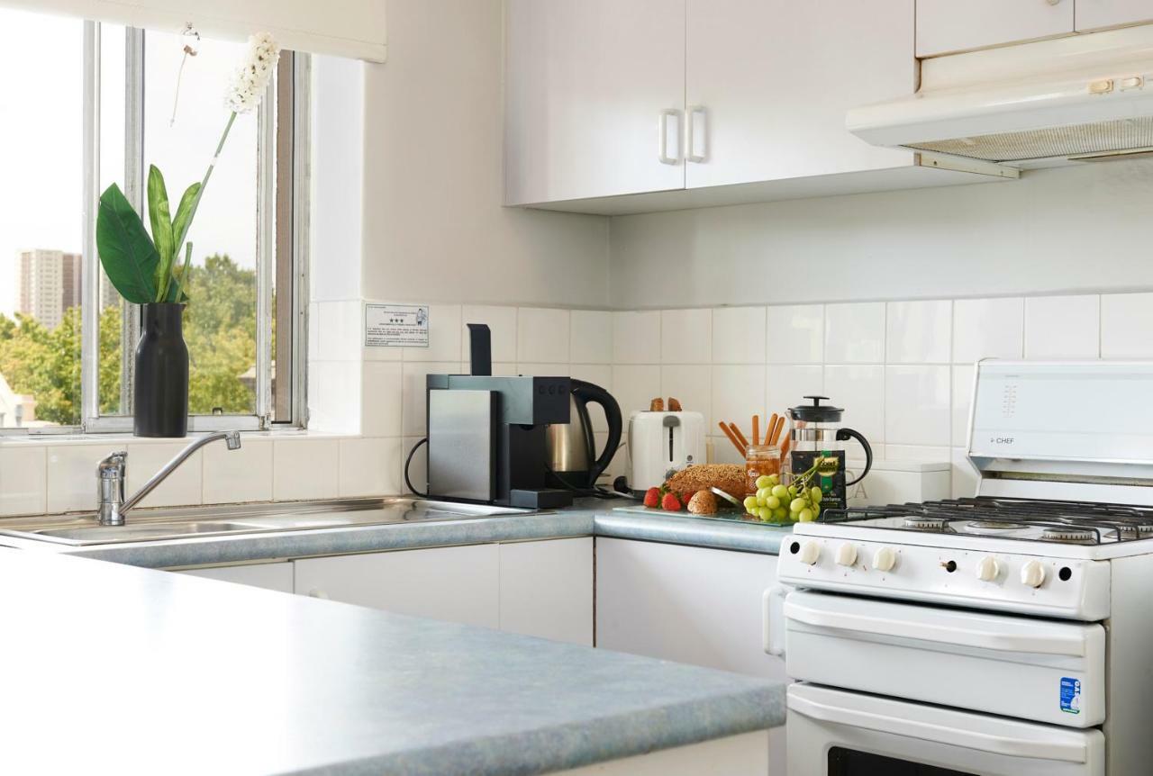 Birches Serviced Apartments Melbourne Eksteriør billede